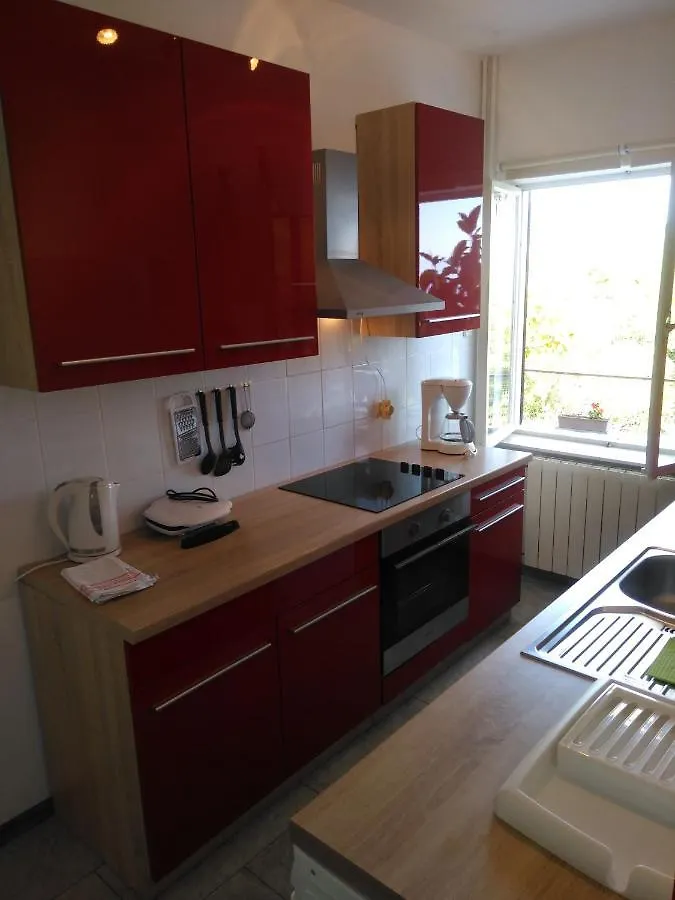 Apartman Vida 2 Icici 0*,