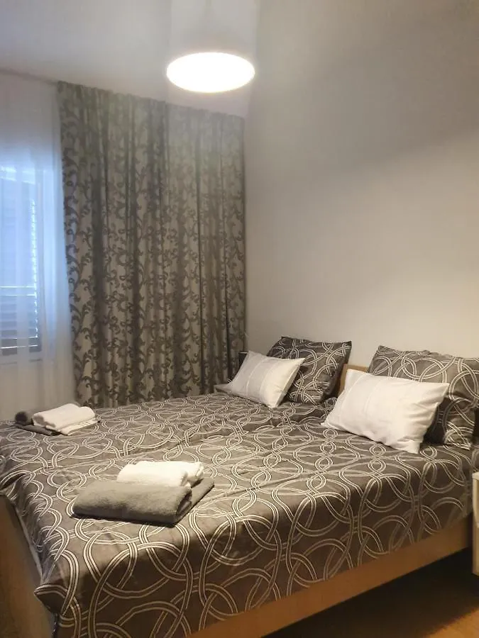 Apartment Apartman Vida 2 Icici